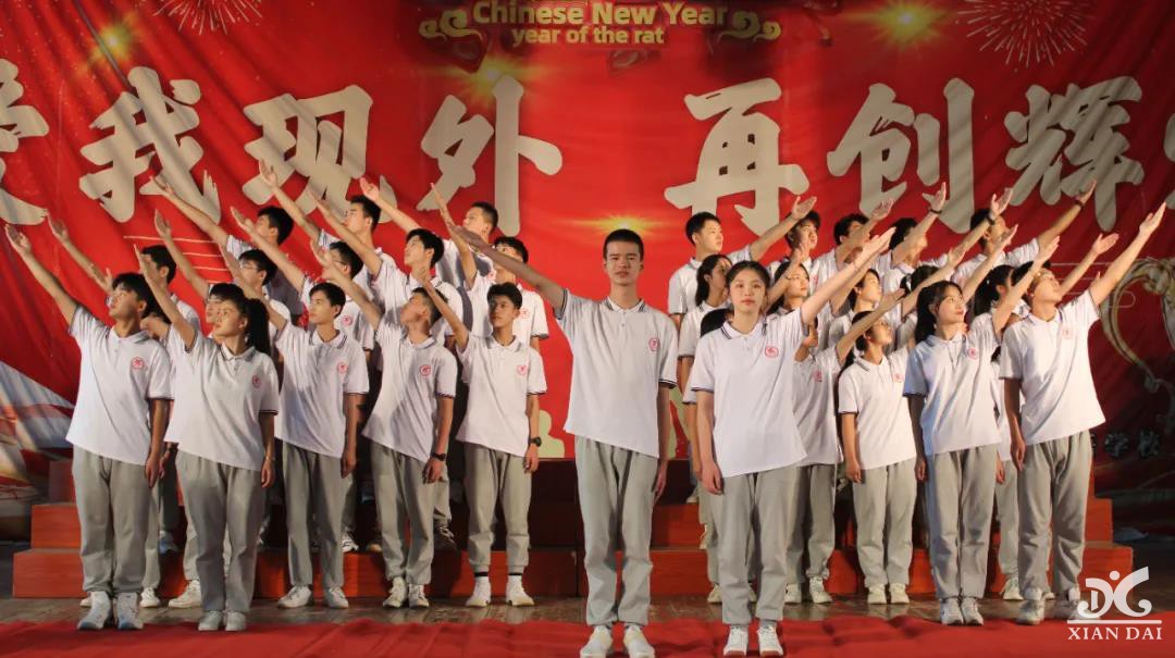 誦讀展播 | 南昌現(xiàn)代外國語學?！妒⑹乐袊?></a><a href=