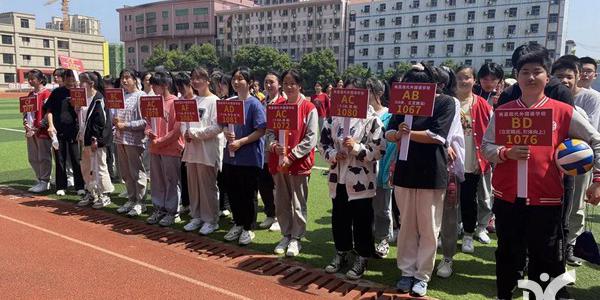 此時奮力拼搏 日后力爭優(yōu)秀 | 南昌現(xiàn)代外國語學校初三體育模擬考試
