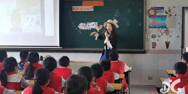一花獨(dú)放不是春 百花齊放春滿園 | 南昌現(xiàn)代外國(guó)語(yǔ)學(xué)校小學(xué)部公開(kāi)課展示
