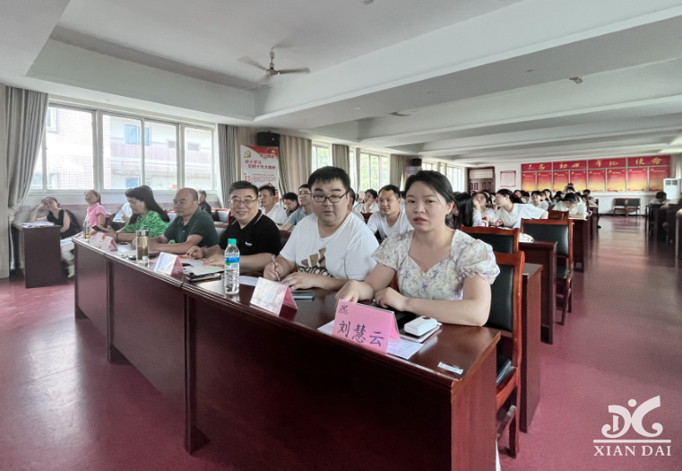 心系現(xiàn)外，攜手追夢 南昌現(xiàn)代外國語學校舉辦“講好現(xiàn)外故事”演講比賽
