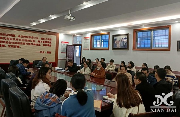 攜手共進(jìn) 放飛夢想 | 記南昌現(xiàn)代外國語學(xué)校高中部家長會(huì)